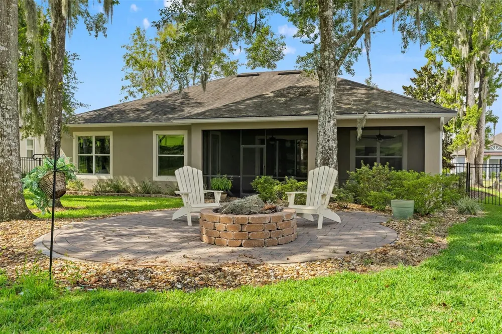 4684 SOUTHERN VALLEY LOOP Brooksville, FL 34601