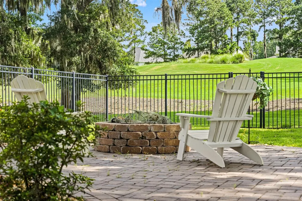4684 SOUTHERN VALLEY LOOP Brooksville, FL 34601