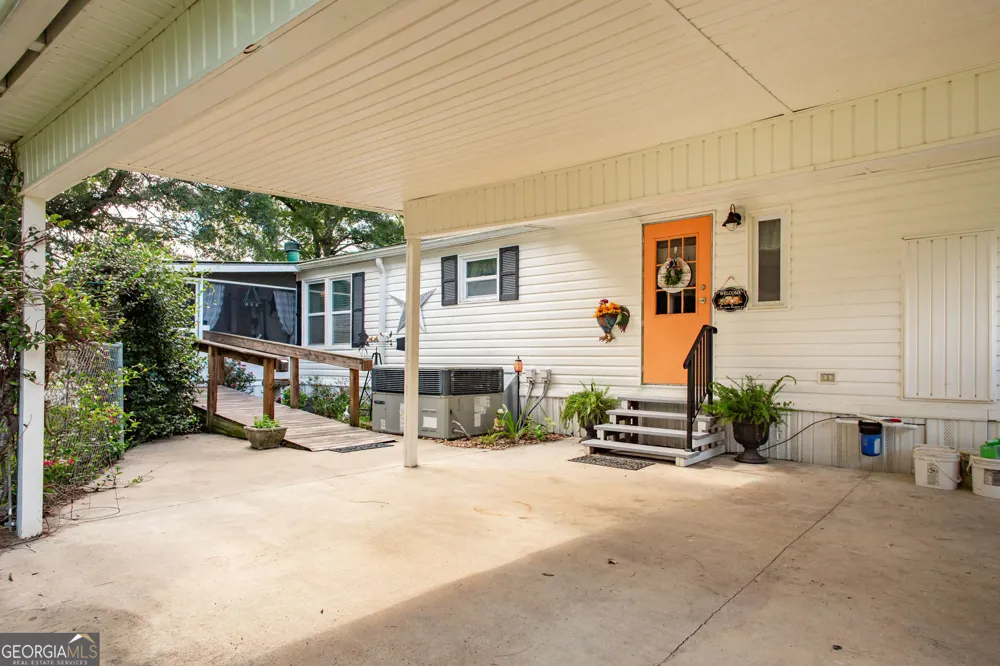 2465 Timberland LN Patterson, GA 31557