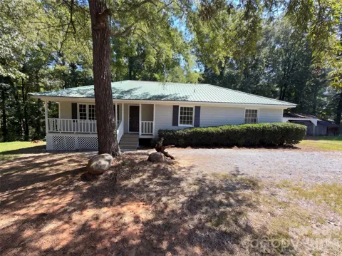 1018 Wade Rorie Road