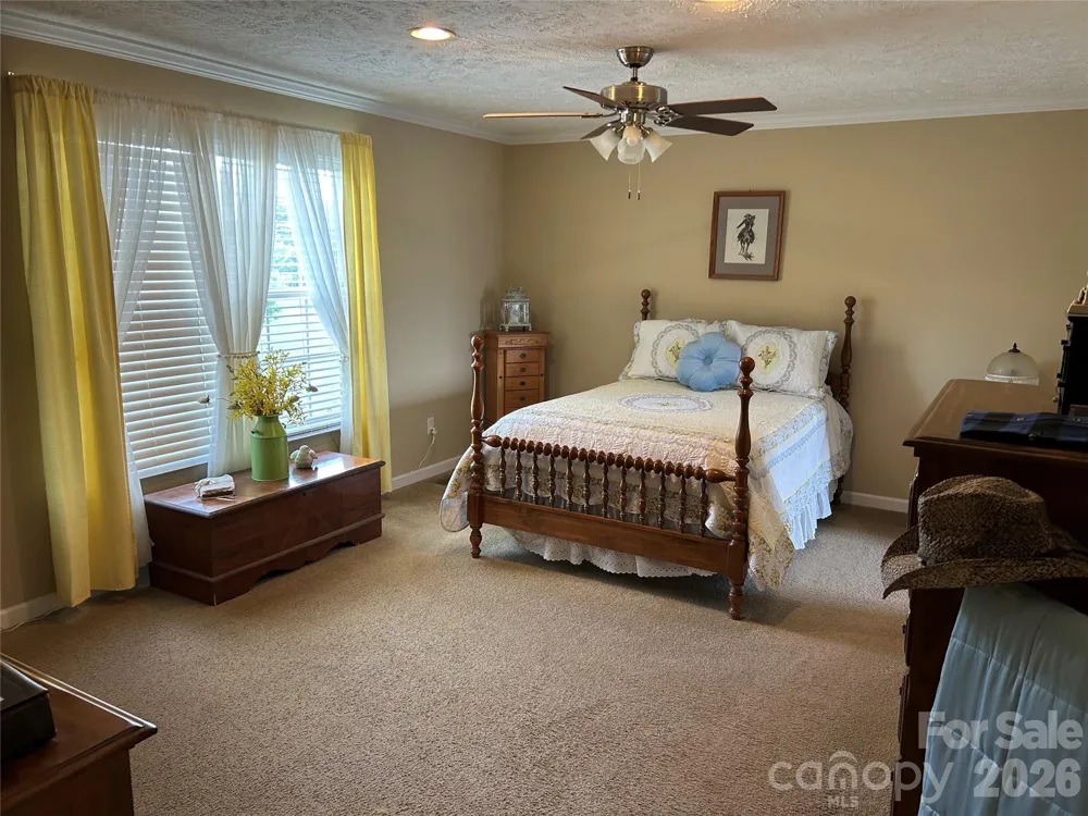 321 Jones Street Blacksburg, SC 29702