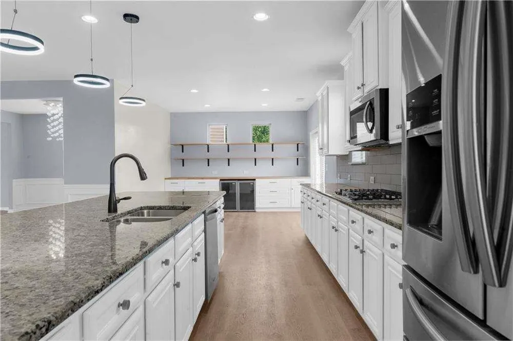 5435 Mirror Lake Drive Cumming, GA 30028