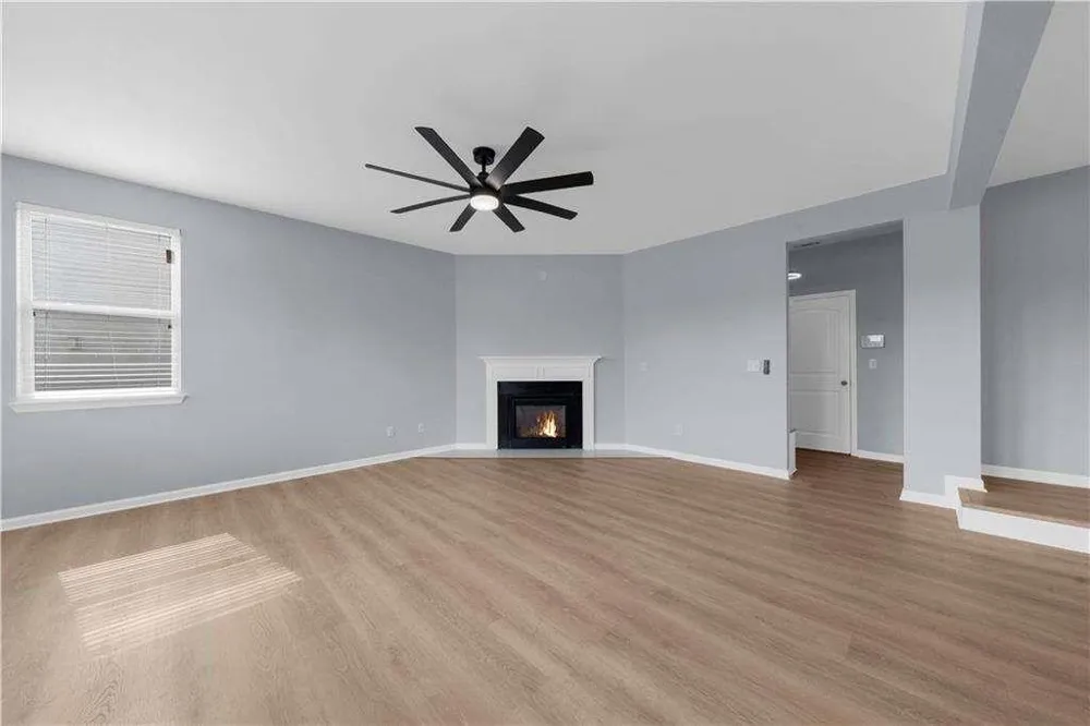 5435 Mirror Lake Drive Cumming, GA 30028