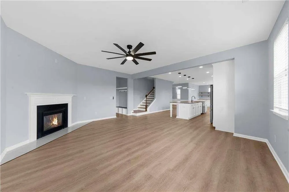 5435 Mirror Lake Drive Cumming, GA 30028