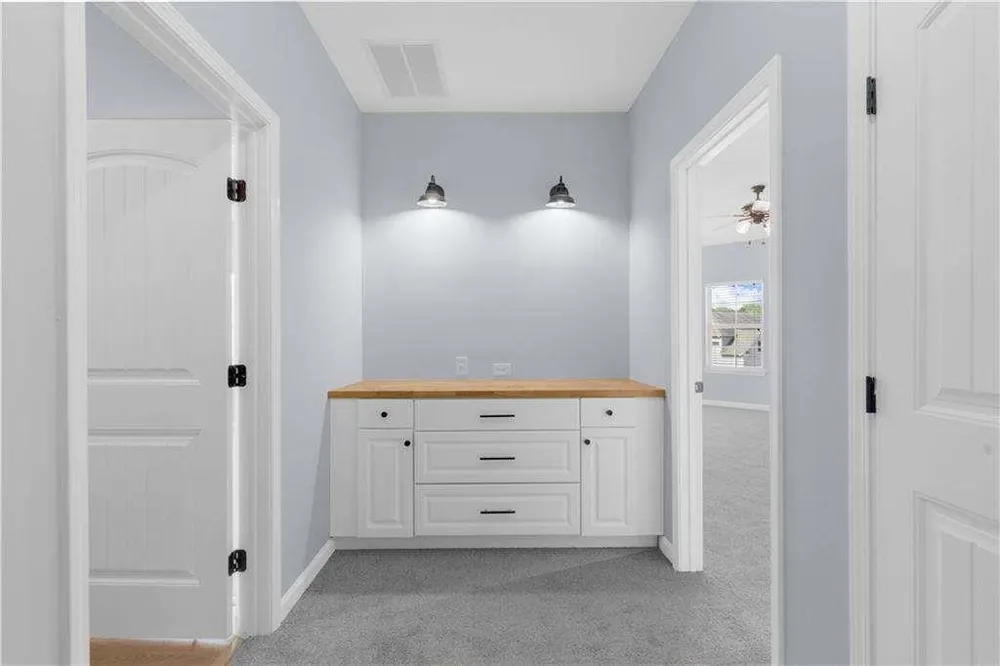 5435 Mirror Lake Drive Cumming, GA 30028