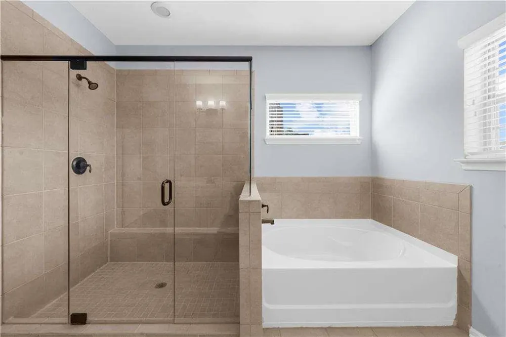 5435 Mirror Lake Drive Cumming, GA 30028
