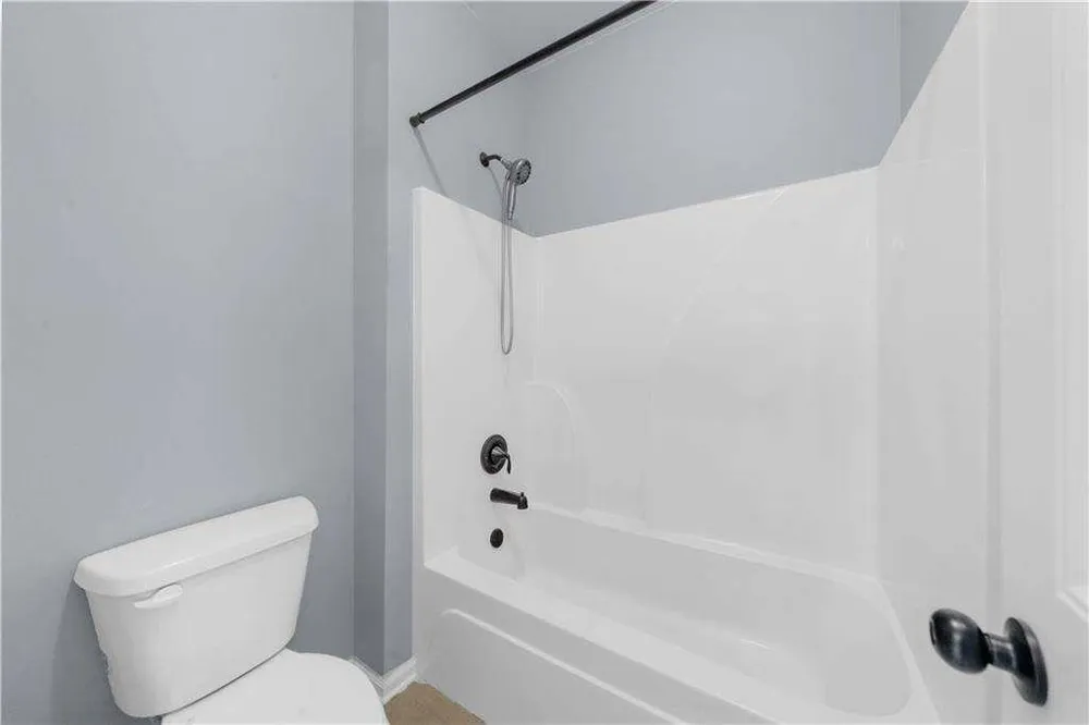 5435 Mirror Lake Drive Cumming, GA 30028