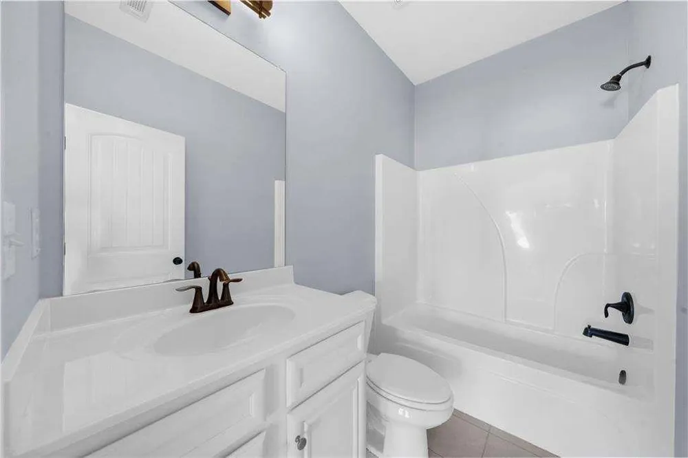 5435 Mirror Lake Drive Cumming, GA 30028
