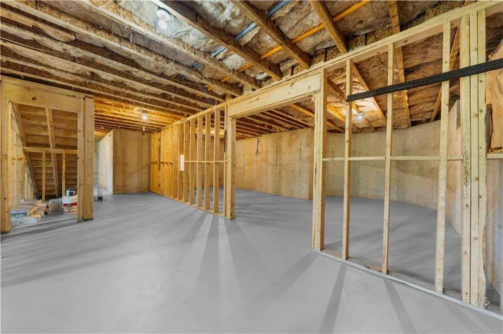 5435 Mirror Lake Drive Cumming, GA 30028
