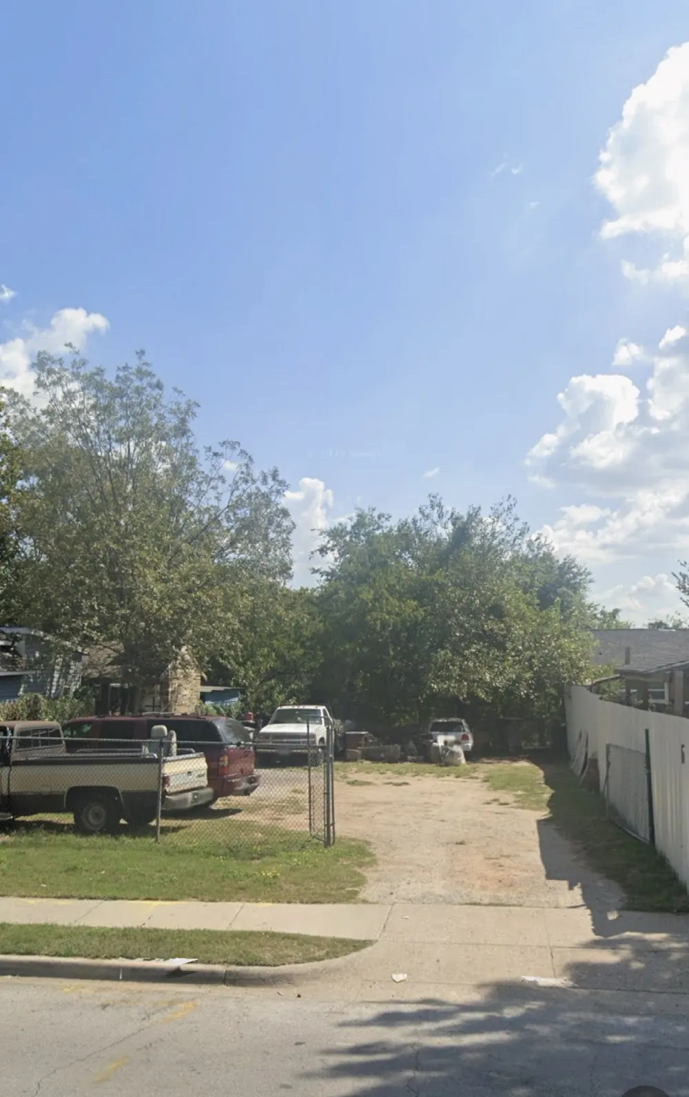 4342 Spring Avenue Dallas, TX 75210