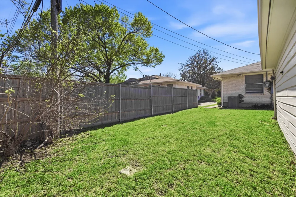 6565 Ascot Lane Dallas, TX 75214