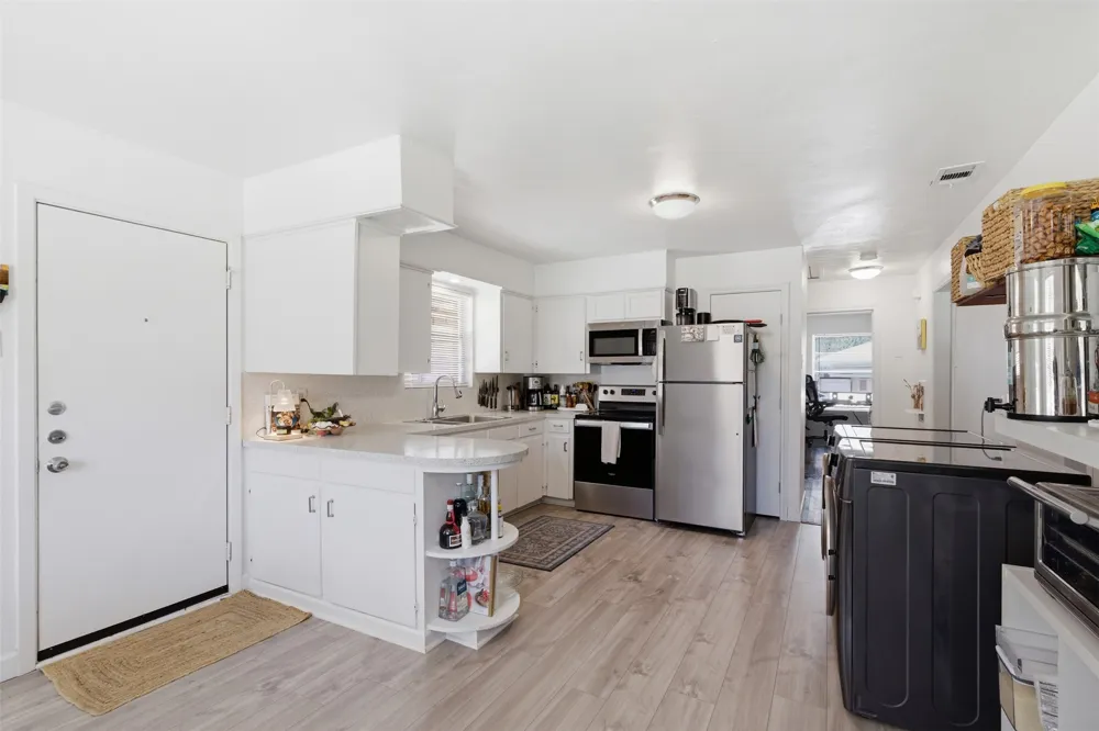 6565 Ascot Lane Dallas, TX 75214