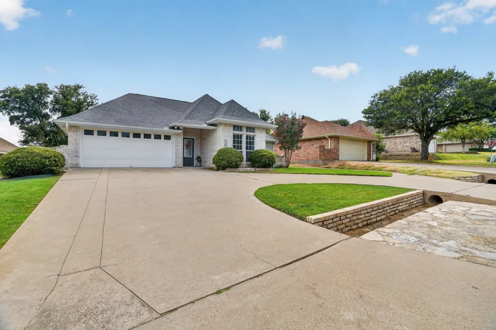 8730 Bellechase Road Granbury, TX 76049