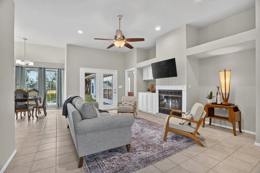 8730 Bellechase Road Granbury, TX 76049