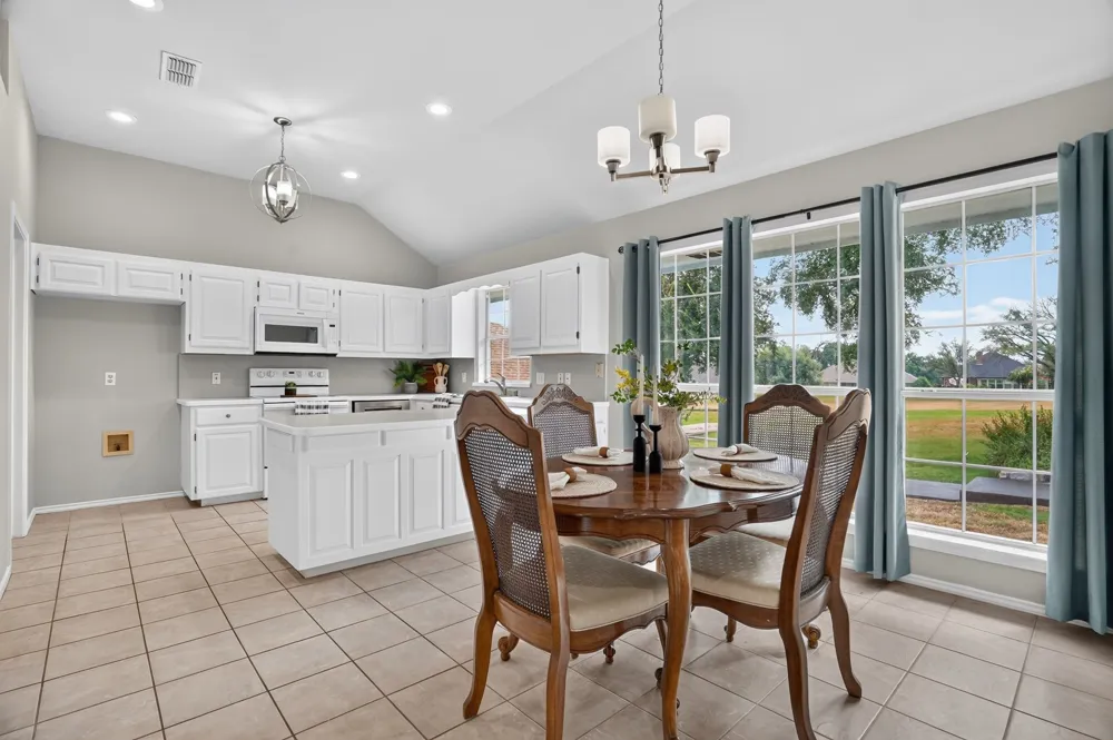 8730 Bellechase Road Granbury, TX 76049