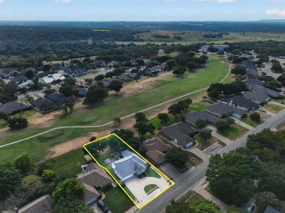 8730 Bellechase Road Granbury, TX 76049