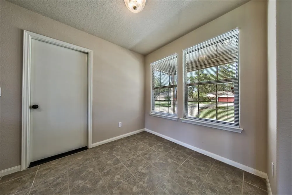 10595 Royal Andrews Conroe, TX 77303
