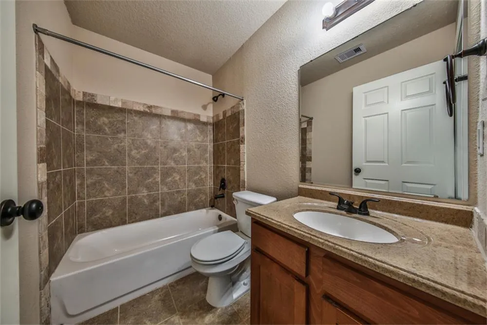 10595 Royal Andrews Conroe, TX 77303