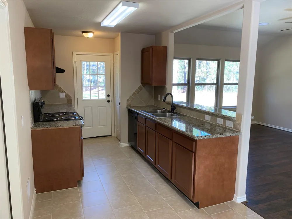 10595 Royal Andrews Conroe, TX 77303