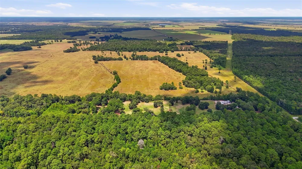 126 County Road 126 Liberty, TX 77575