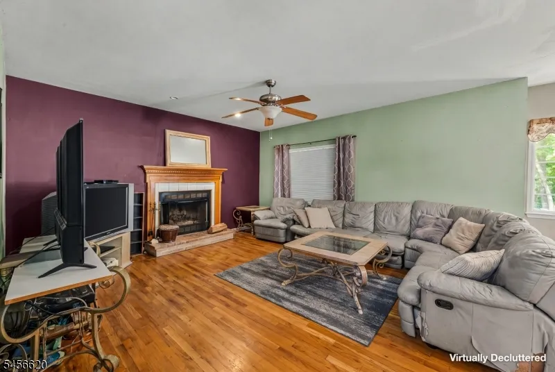 24 Swan Ln Jefferson, NJ 07849