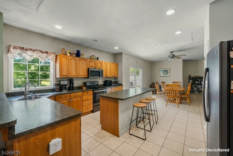 24 Swan Ln Jefferson, NJ 07849