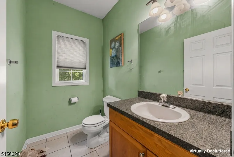 24 Swan Ln Jefferson, NJ 07849