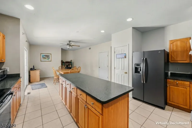 24 Swan Ln Jefferson, NJ 07849