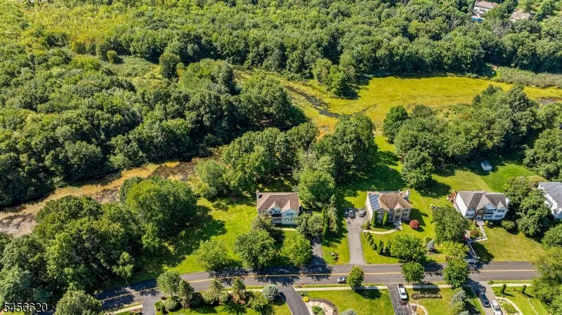 24 Swan Ln Jefferson, NJ 07849