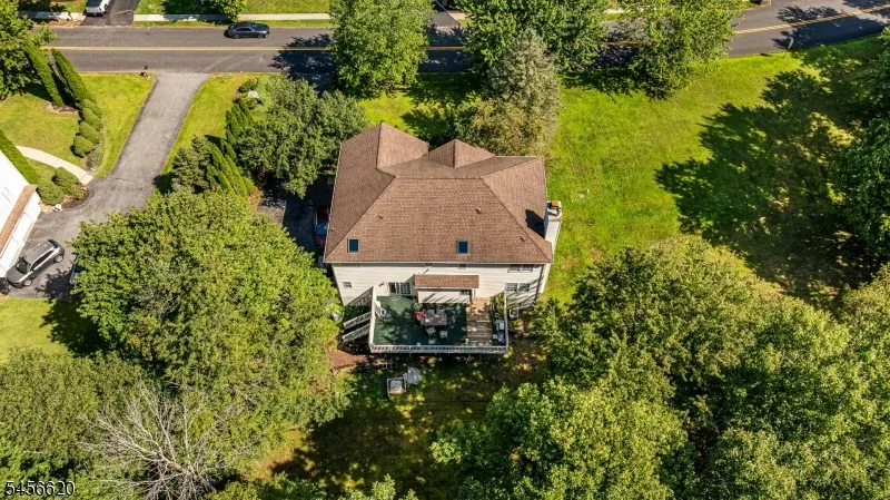 24 Swan Ln Jefferson, NJ 07849