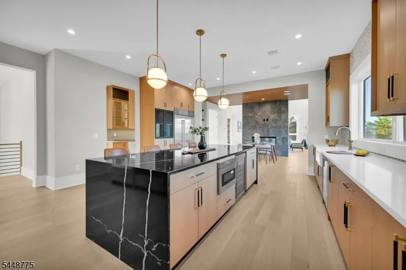 2 Barchester Way Westfield Town, NJ 07090