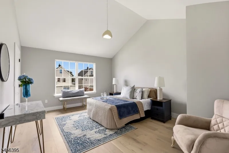 8 Somerset St Carteret, NJ 07008