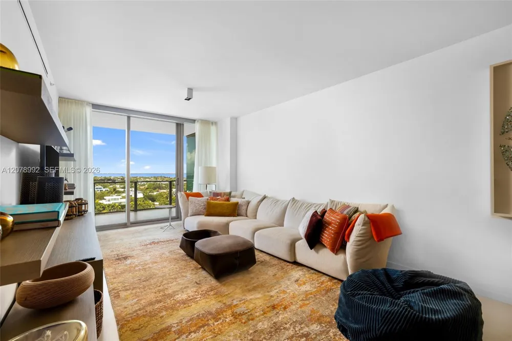 360 Ocean Dr #1102S Key Biscayne, FL 33149