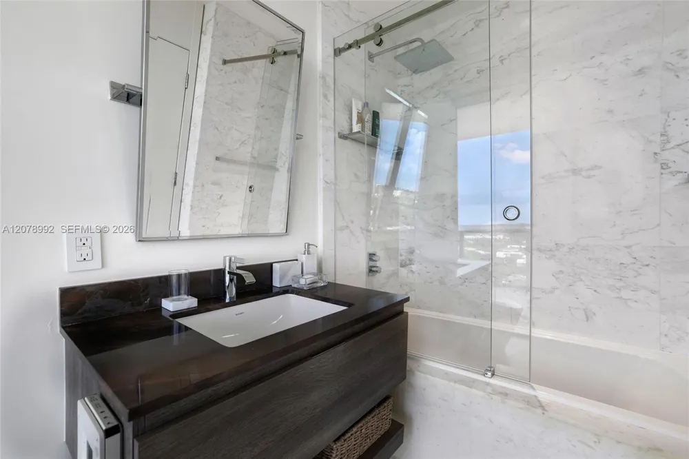 360 Ocean Dr #1102S Key Biscayne, FL 33149