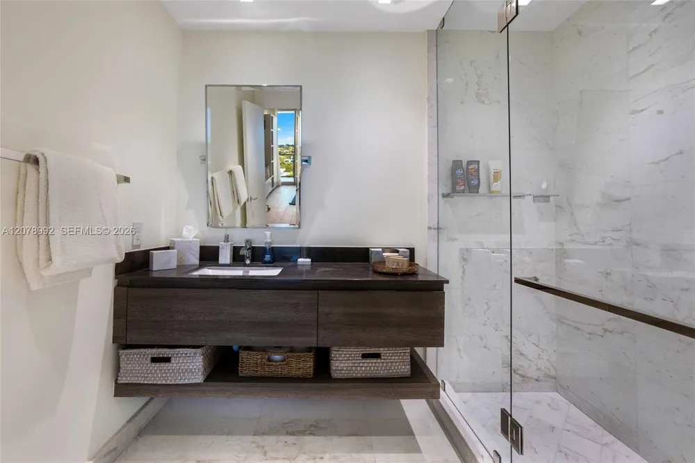 360 Ocean Dr #1102S Key Biscayne, FL 33149