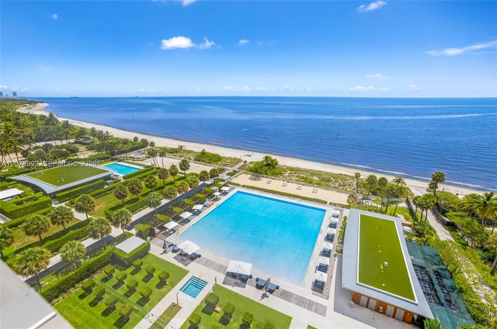360 Ocean Dr #1102S Key Biscayne, FL 33149