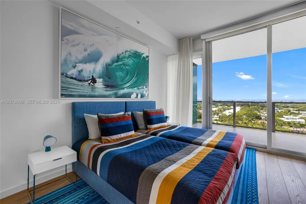 360 Ocean Dr #1102S Key Biscayne, FL 33149