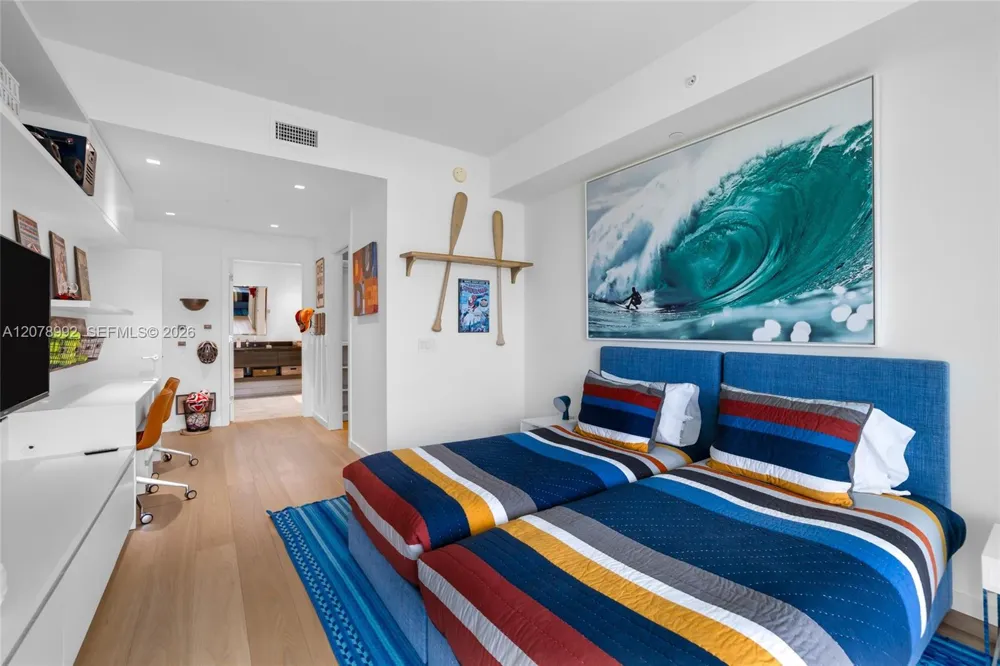 360 Ocean Dr #1102S Key Biscayne, FL 33149