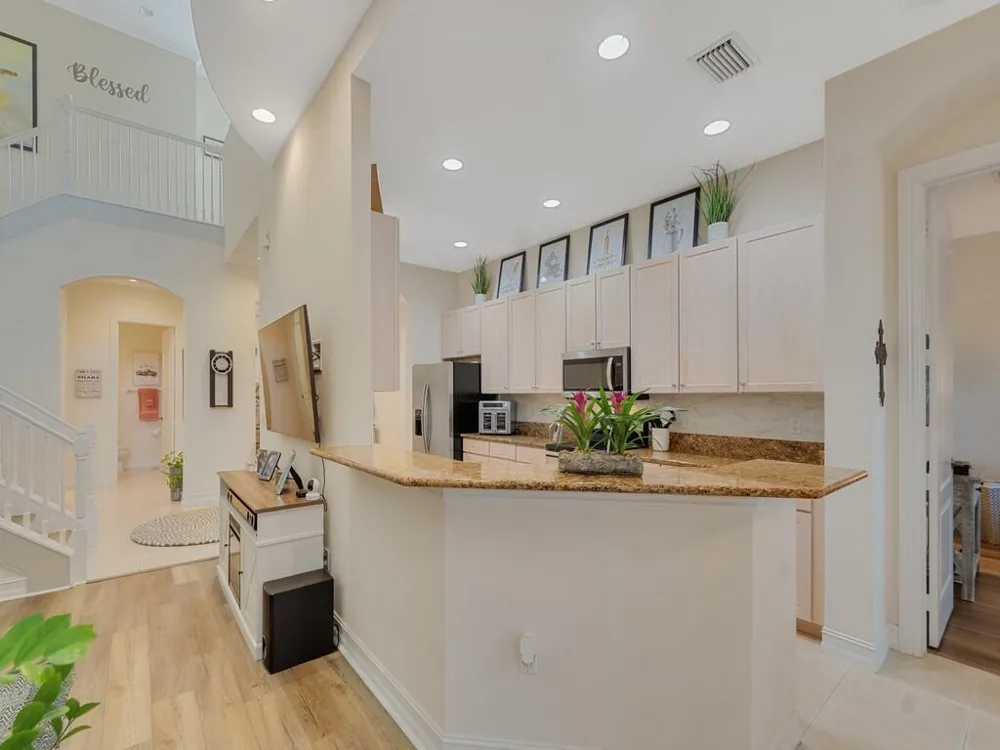 4555 BRIDGEPOINTE WAY #126 Vero Beach, FL 32967