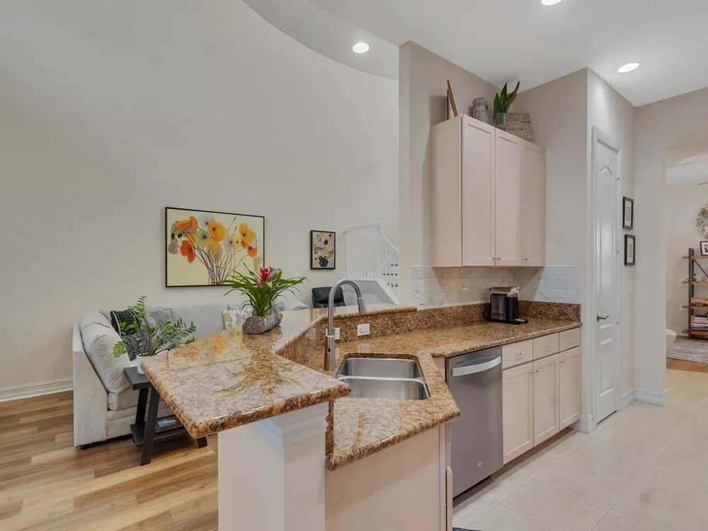 4555 BRIDGEPOINTE WAY #126 Vero Beach, FL 32967