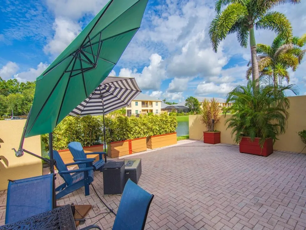 4555 BRIDGEPOINTE WAY #126 Vero Beach, FL 32967