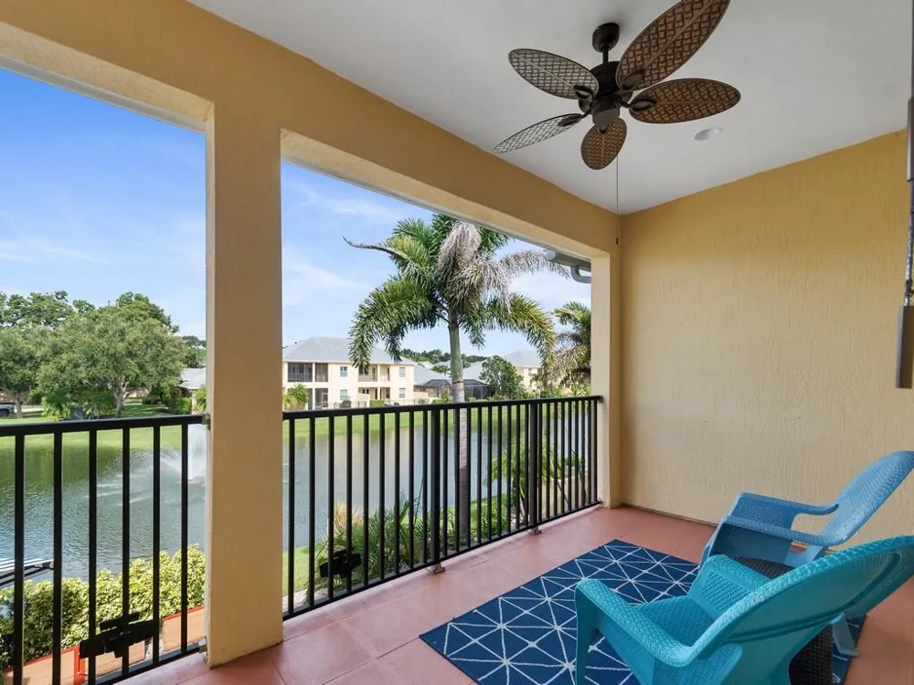 4555 BRIDGEPOINTE WAY #126 Vero Beach, FL 32967