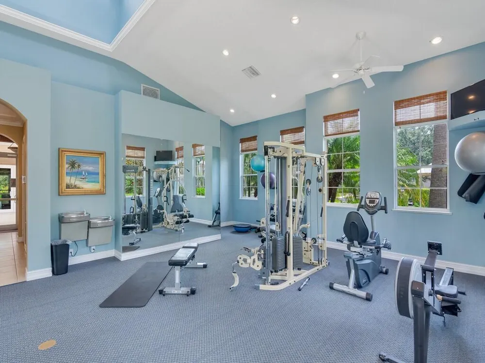 4555 BRIDGEPOINTE WAY #126 Vero Beach, FL 32967