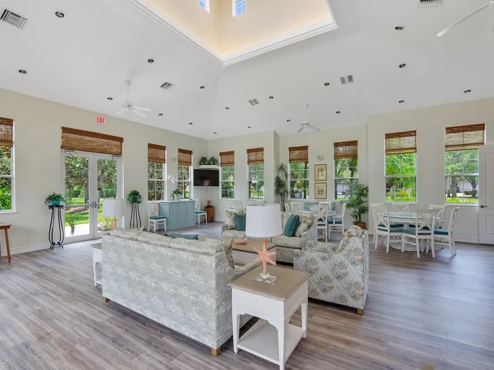 4555 BRIDGEPOINTE WAY #126 Vero Beach, FL 32967