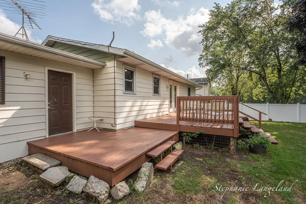 276 Homer Lane Coopersville City, MI 49404