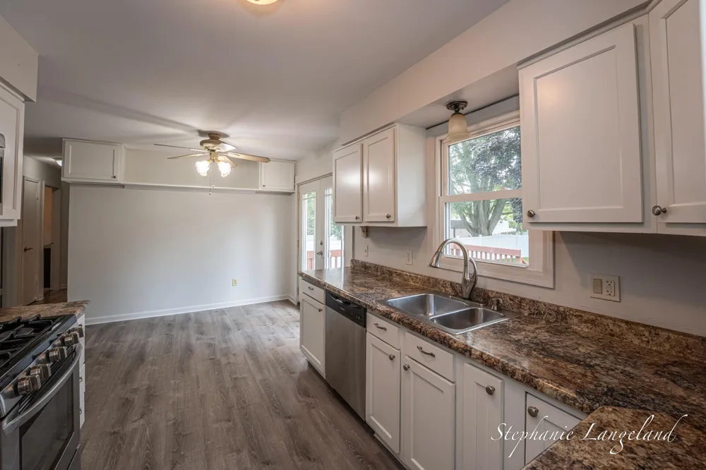 276 Homer Lane Coopersville City, MI 49404