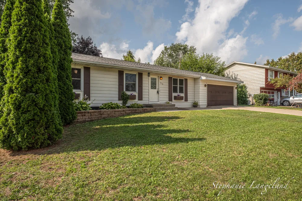 276 Homer Lane Coopersville City, MI 49404