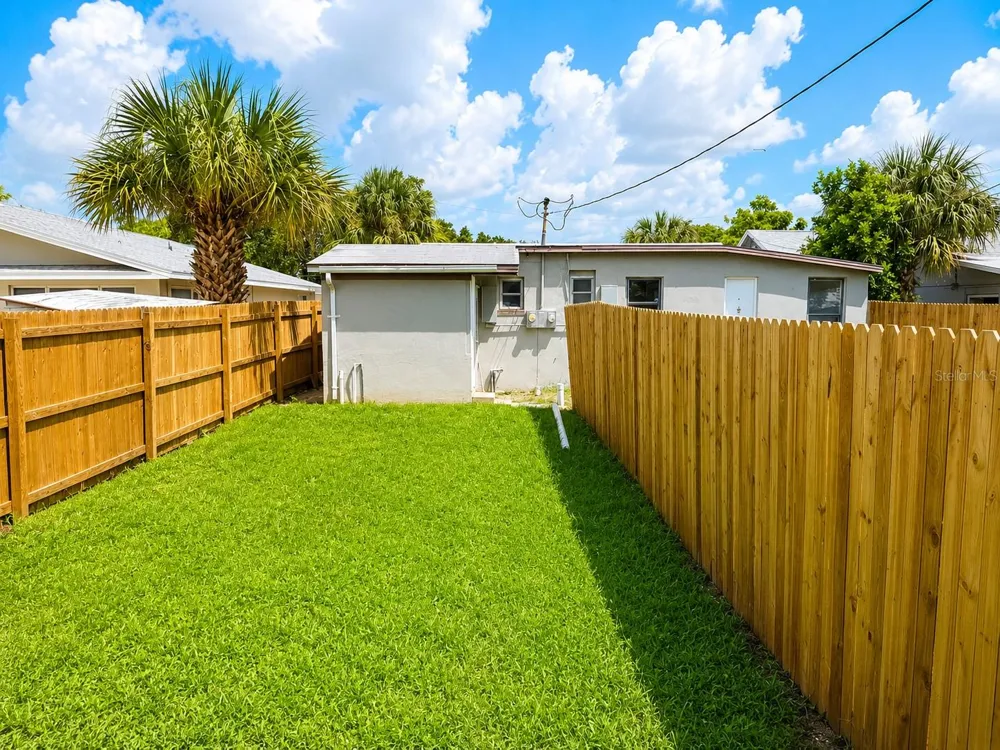 3714 50TH AVENUE St Petersburg, FL 33714
