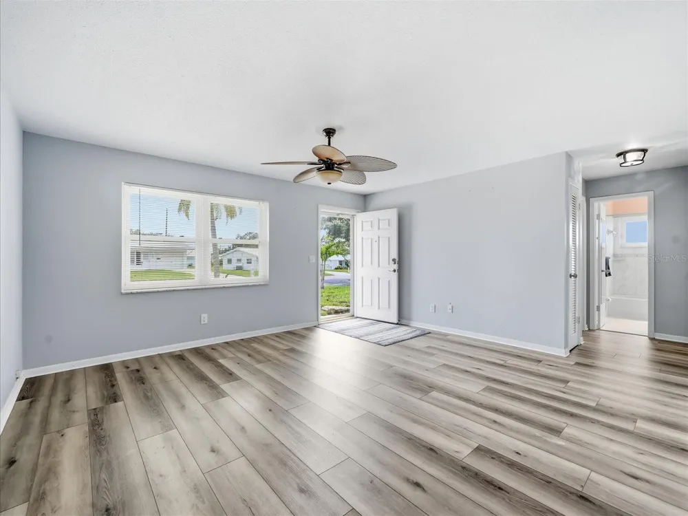 14023 94TH PLACE Seminole, FL 33776