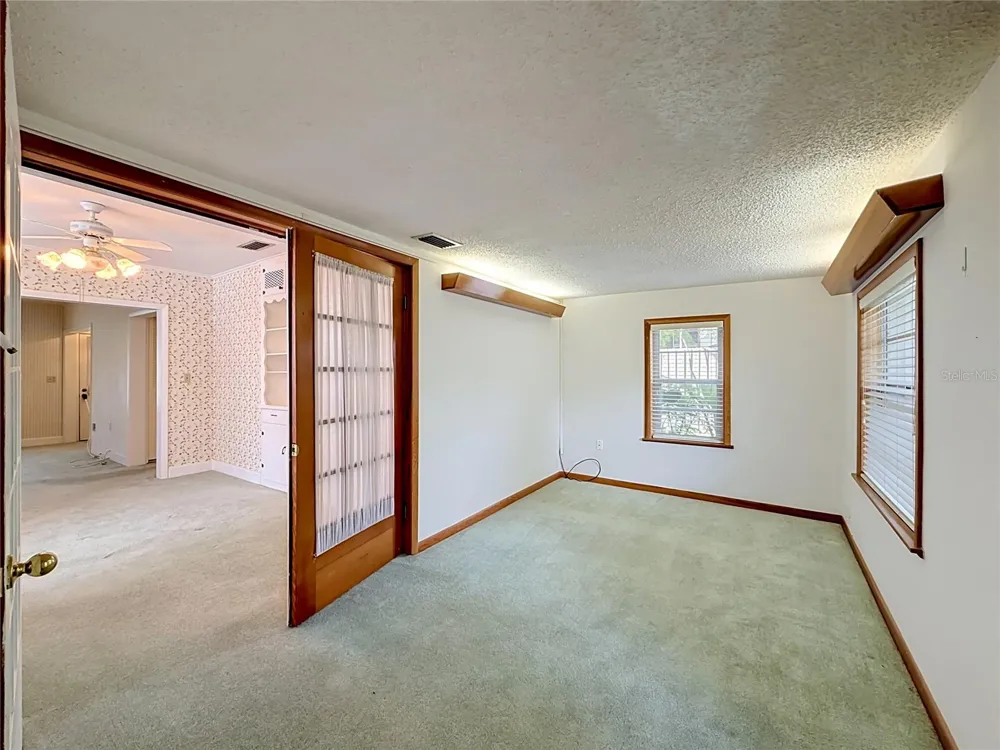 3271 ROBINSON STREET Zellwood, FL 32798